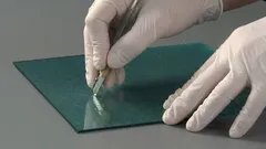 Hoe je glas in één keer recht snijdt: methode zonder duur gereedschap en zonder afbrokkeling