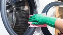 Waarom je niet zonder pauze moet wassen: een regel waardoor je wasmachine jaren langer meegaat